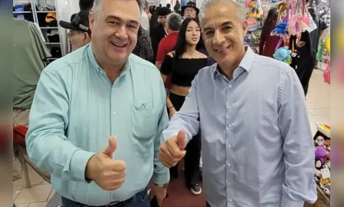 Beto Preto e Val em visita 'de campanha' na Festoque