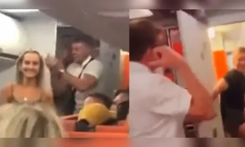Casal é flagrado tendo relação sexual em banheiro de avião