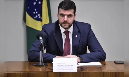 Pais do deputado Pedro Lupion são feitos reféns em assalto no PR