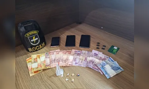 Rocam apreende dois menores e prende um homem por tráfico em Apucarana