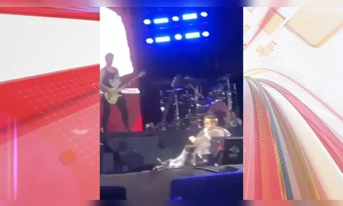 Luan Santana sofre queda durante show em Manaus; Assista