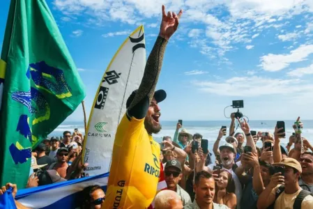 Filipe Toledo venceu o mundial