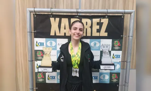 Araponguense vai representar o Brasil em Mundial Juvenil de Xadrez