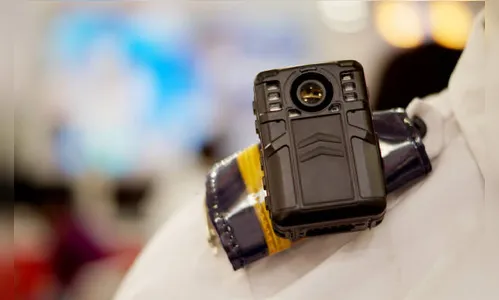 Licitação de câmeras corporais de PMs do Paraná finaliza em setembro