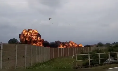 Queda de avião mata menina de 5 anos na Itália; veja o vídeo