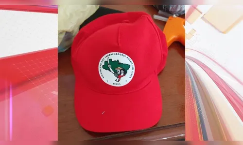 Ladrões furtam 1,5 mil bonés do MST de fábrica de Apucarana