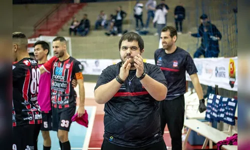 Apucarana Futsal enfrenta lanterna do grupo para afastar má fase