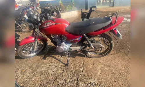 PM recupera moto furtada de trabalhador em Apucarana