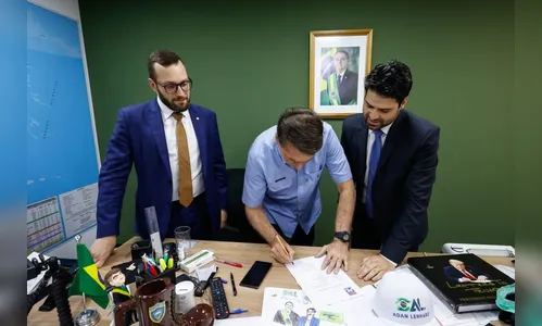 Nos bastidores da filiação de Adan Lenharo