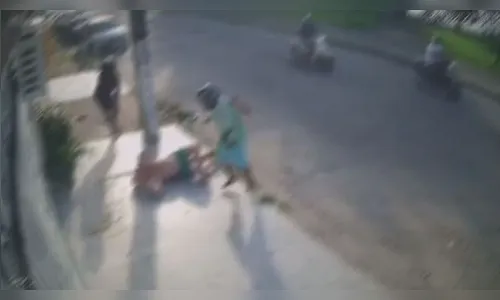 Vídeo mostra criminoso dançando ao lado do corpo de PM executado