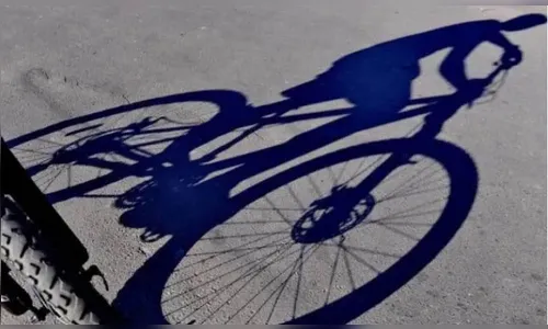 De bicicleta, ladrão ataca e rouba bolsa de mulher no Vale do Ivaí