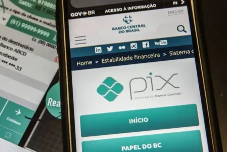 O malware atua no dispositivo para roubar Pix