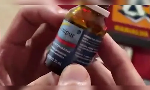 Bebê é internado em estado grave após ingerir veneno para carrapato