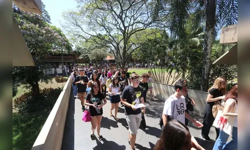 Vestibular da UEL tem 16 mil inscritos; veja cursos mais disputados
