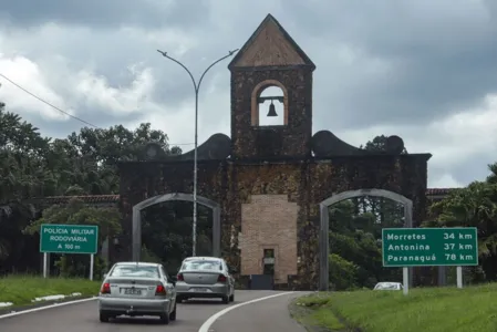 Trecho da estrada em Campina Grande do Sul