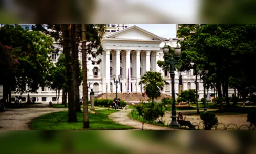 UFPR expulsa aluno denunciado por apologia ao nazismo e homofobia