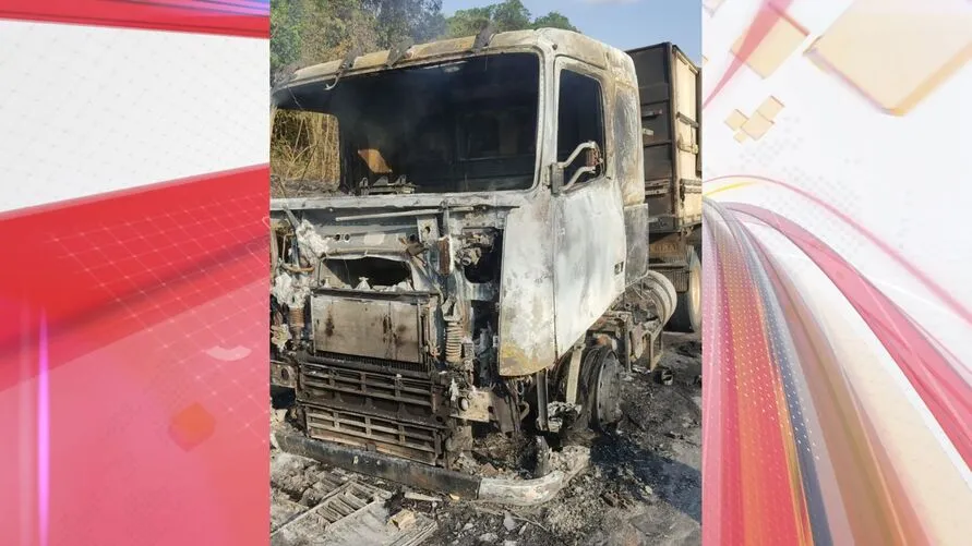 O motorista do caminhão, que teria 53 anos, informou que transportava uma carga de ureia no momento em que o fogo surgiu e as chamas foram tomando conta do veículo.
