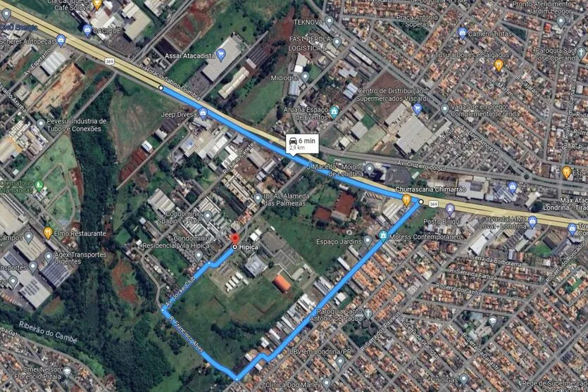 A interseção em desnível, conhecida como Viaduto da PUC, fica no entroncamento da BR-369 com a Avenida Jockey Clube