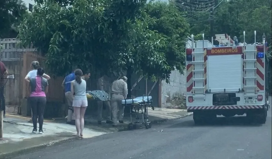 A vítima oi encaminhada para avaliação médica no Hospital da Providência.