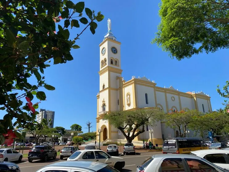 Apucarana amanheceu com 15 °C e deve ter a máxima durante a tarde de 29 °C.