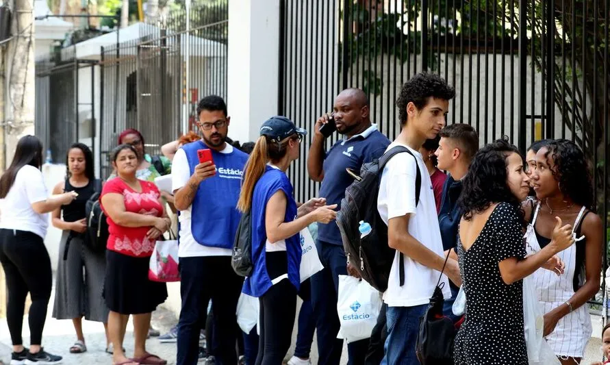 Apurações seguem em cinco estados e no Distrito Federal