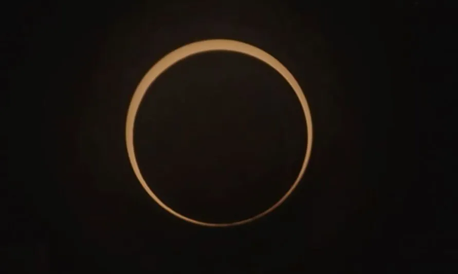 Eclipse anular foi observado por brasileiros