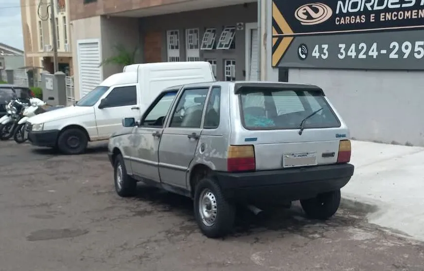 Fiat Uno foi localizado nas imediações do Terminal Rodoviário