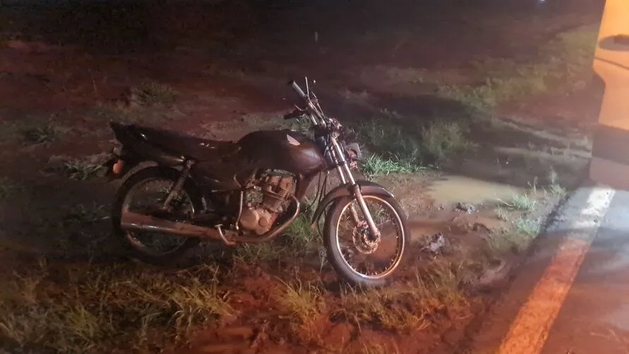 Moto envolvida no acidente em Borrazópolis