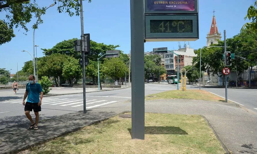 O El Niño deste ano desenvolveu-se rapidamente entre julho e agosto