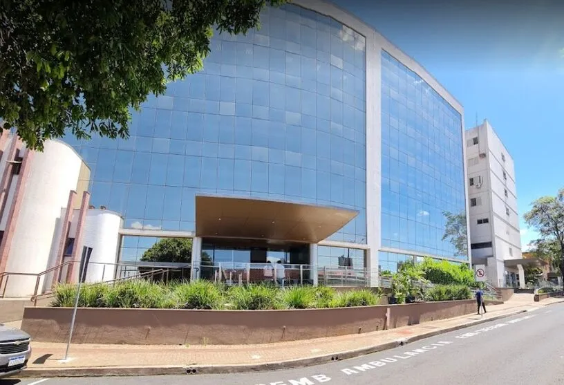 O administrador do Hospital do Câncer de Londrina também pediu para que os golpistas sejam denunciados à polícia