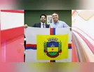 Ex-presidente Bolsonaro e a bandeira de Apucarana