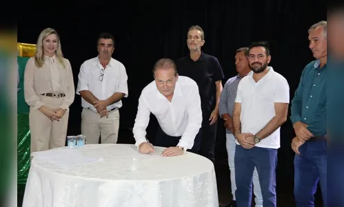 Prefeito Carlos Gil anuncia pacote de obras no valor de R$34 milhões