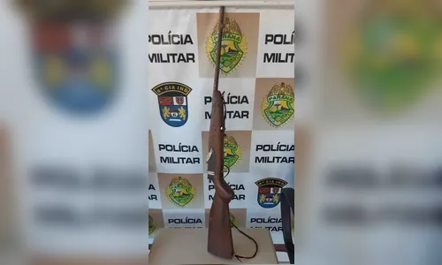 Homem é preso por matar cão com tiro de espingarda em Grandes Rios