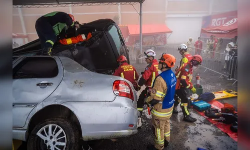 Bombeiros do Paraná disputam desafio mundial de salvamento veicular
