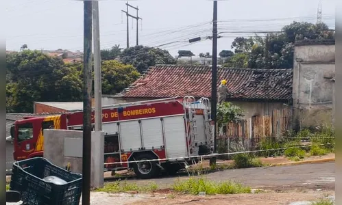 Incêndio atinge residência no Parque Bela Vista em Apucarana
