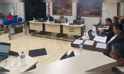 Câmara de Vereadores aprova contas do prefeito de Cambira