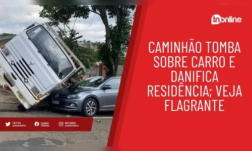 Caminhão tomba sobre carro e danifica residência; veja flagrante