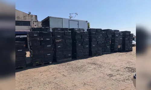 Receita Federal apreende carga de cigarros na BR-369