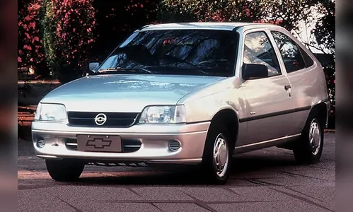 Veículo furtado no centro de Apucarana é recuperado