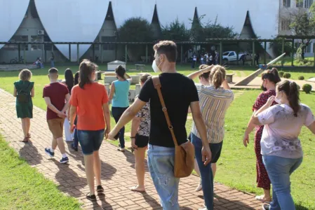 Comunidade acadêmica se reencontra nas salas de aula - Cascavel, 24/01/2022