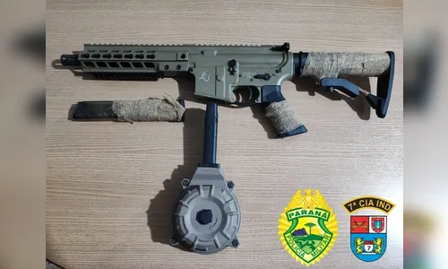 Em operação conjunta, PM apreende fuzil após perseguição na região