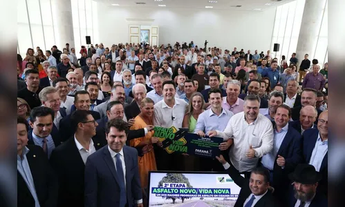 Paraná anuncia R$ 132 milhões para 2ª fase do Asfalto Novo, Vida Nova