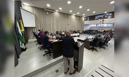 Câmara aprova parecer e mantém investigação contra Poim