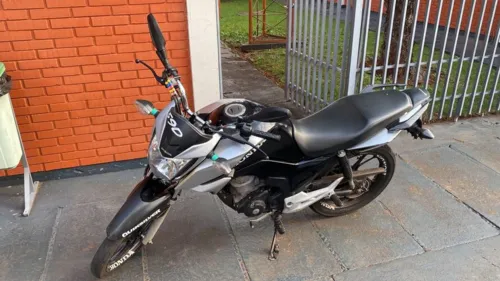 Motocicleta e os dois jovens foram encaminhados para a delegacia da Polícia Civil