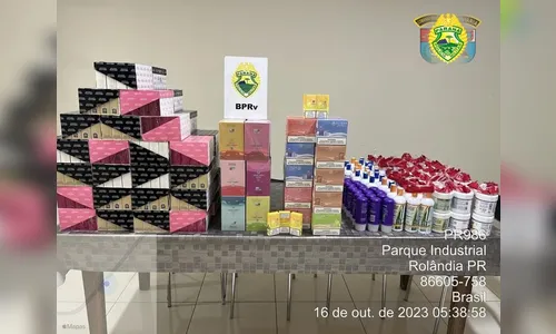 Polícia Rodoviária apreende carga de cigarros eletrônicos em ônibus