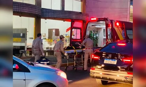 Idosa atropelada no centro de Apucarana está estável, diz hospital