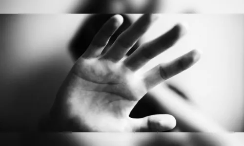 Vendedora é vítima de importunação sexual em Califórnia