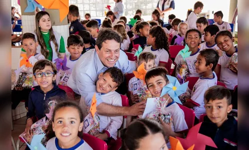 Semana das Crianças é comemorada com alegria e guloseimas em Apucarana