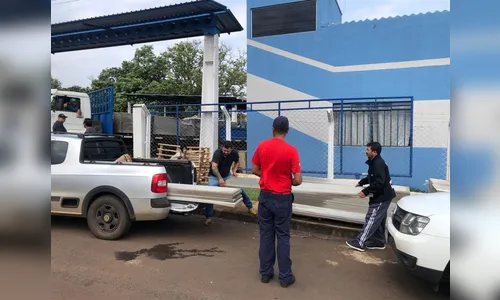Faxinal entrega sete mil telhas para famílias atingidas por temporal