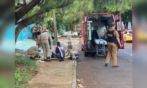 Mulher agride vizinha com pedaço de pau e é presa em Apucarana
